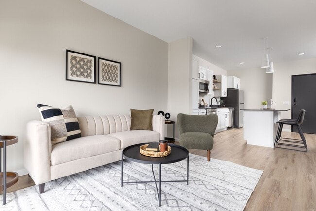 Interior Photo - Current33