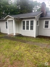 Building Photo - 818 Radio Rd