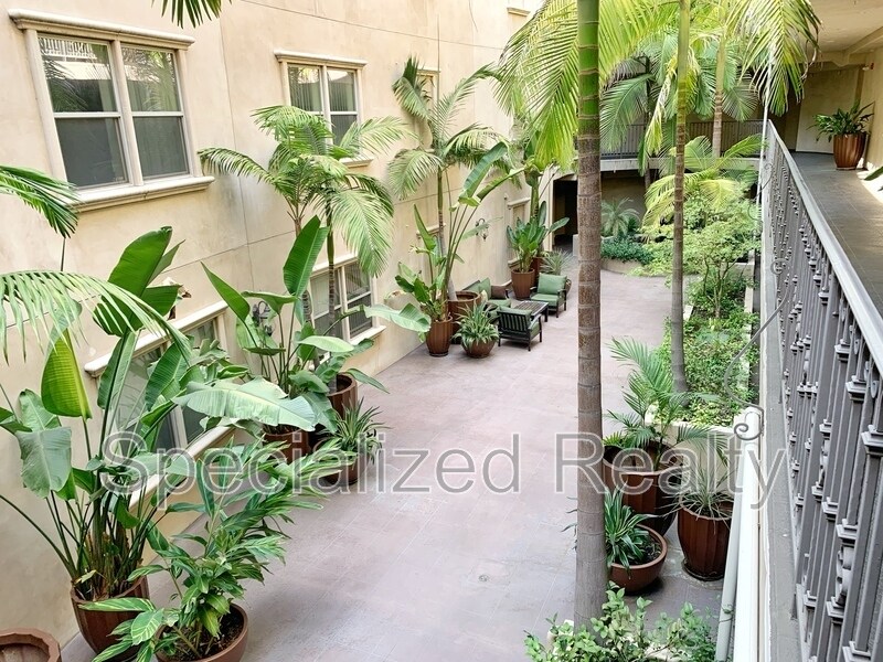 Foto del edificio - 10921 Whipple St