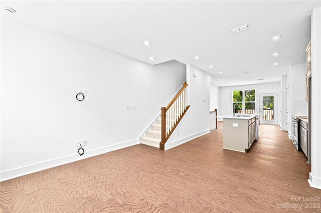 Building Photo - 5017 Sovereignty Ct