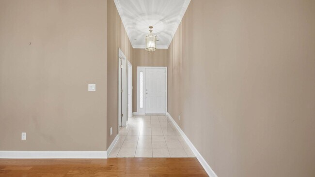 Foto del edificio - 2 bedroom East Brainerd Townhome