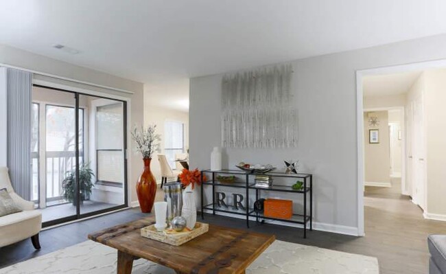 Building Photo - 1 bedroom in Sandy Springs GA 30328