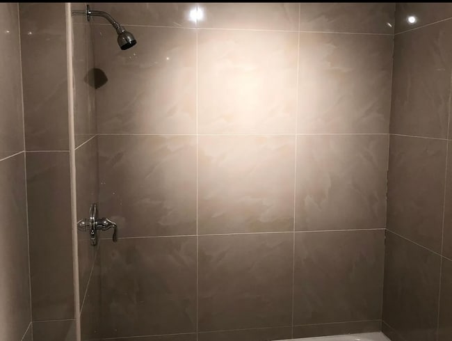 Foto del edificio - 1245 Farmstead Ave