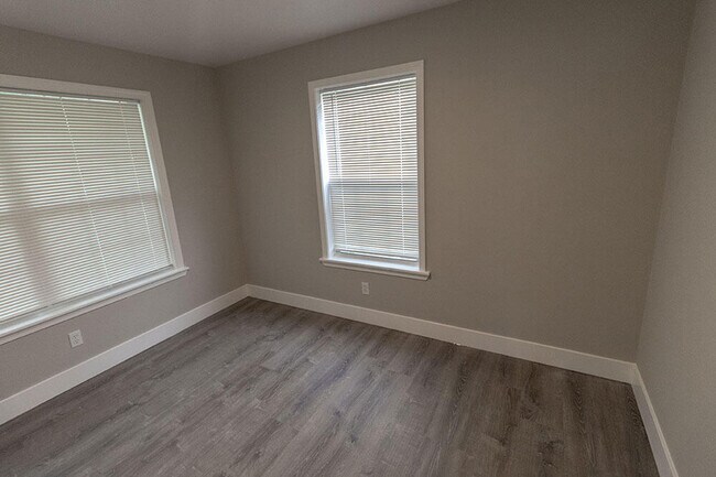 Foto del edificio - 3708 Greeley Dr