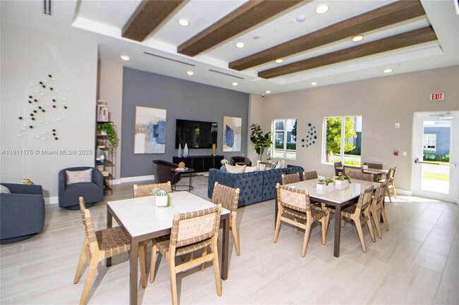 Foto del edificio - 25050 SW 136th Ave