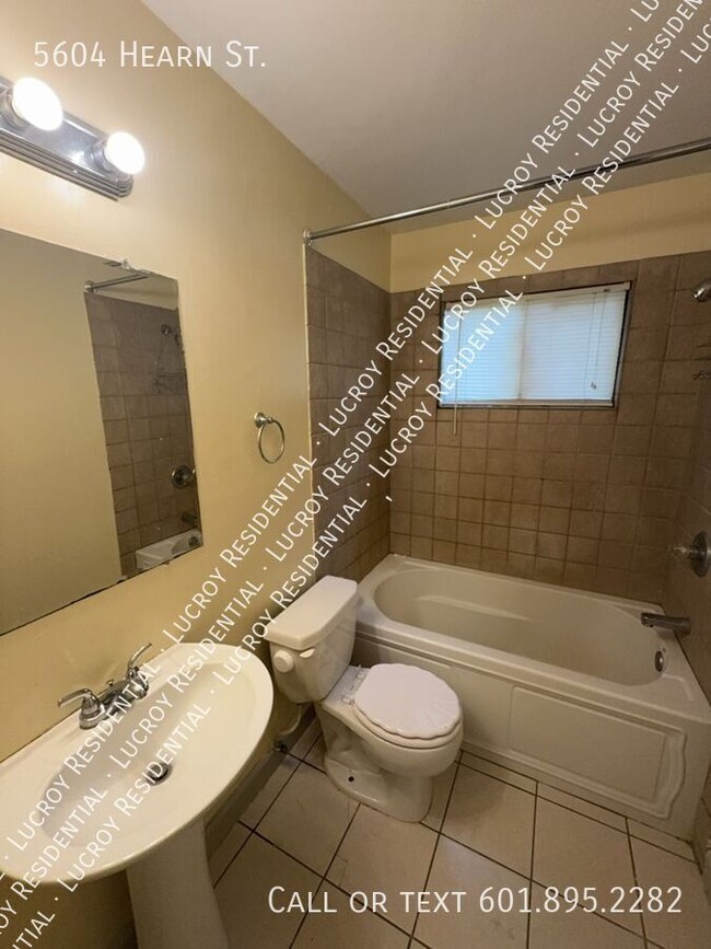 Foto del edificio - 5604 Hearn St