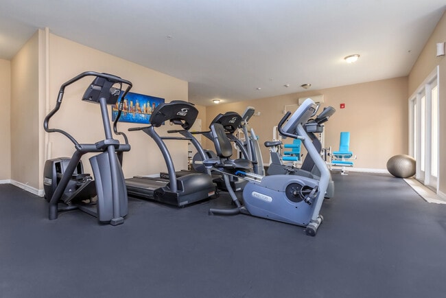 Building Photo - Adagio at Westshore Palms