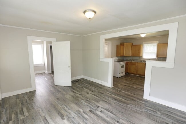 Building Photo - Cozy 1 Bedroom and 1 Bath house near JSU!