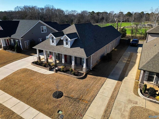 Foto del edificio - 118 Waxwing St