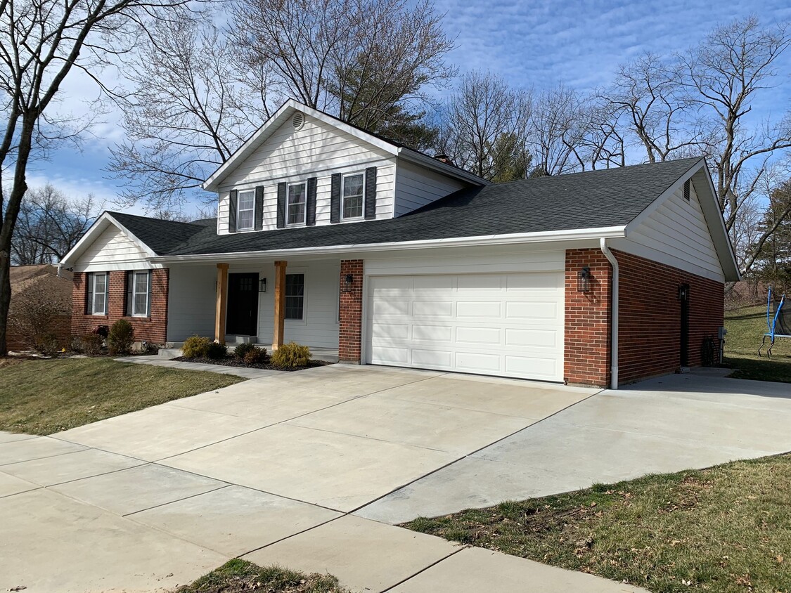 323 Branchport Dr, Chesterfield, MO 63017 House Rental in