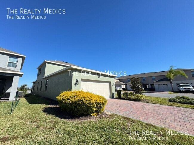 Foto del edificio - 16149 Mangrove Rd