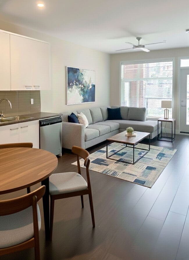 Building Photo - 45513-45513 Market Way