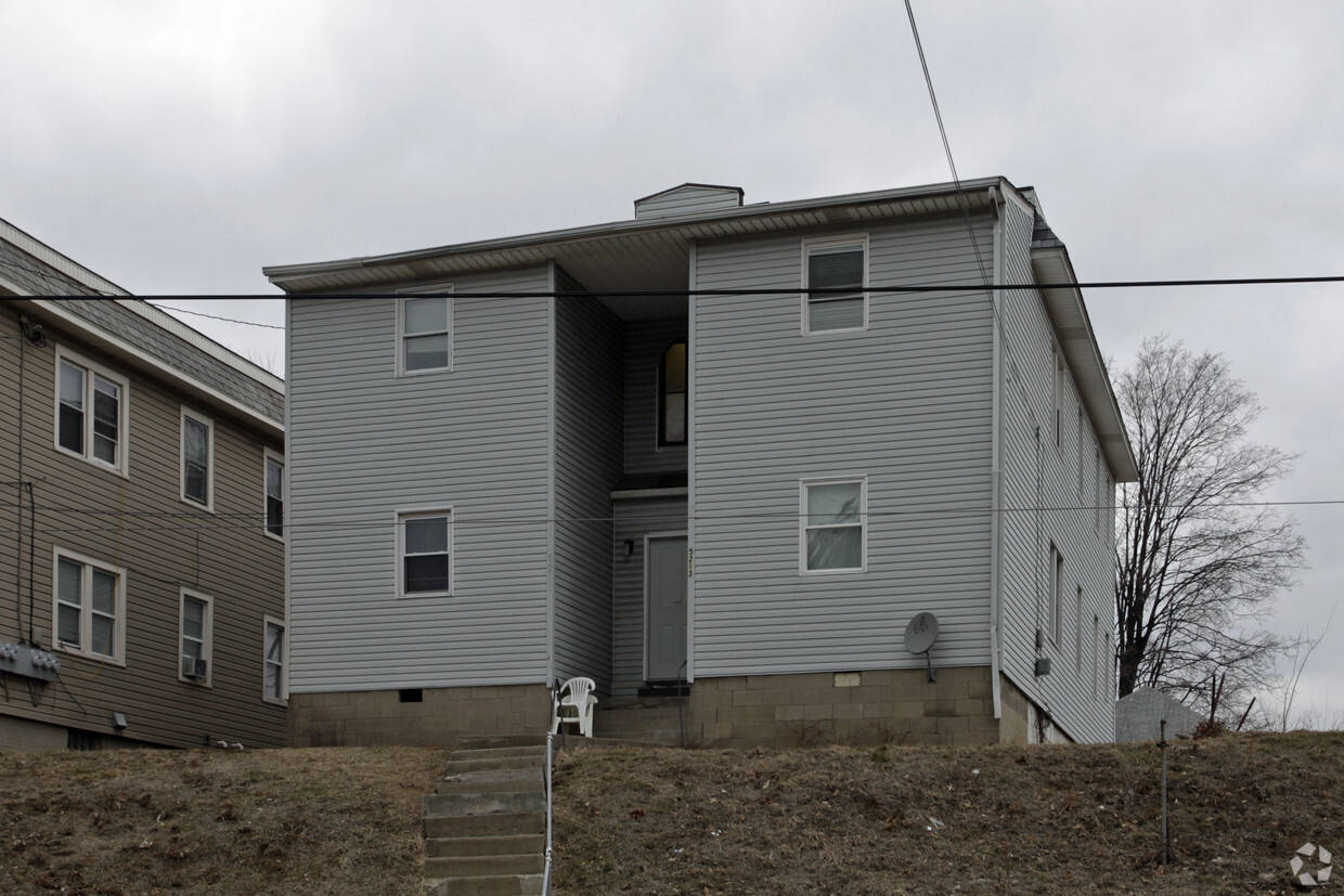 Primary Photo - 5211 Montgomery Rd
