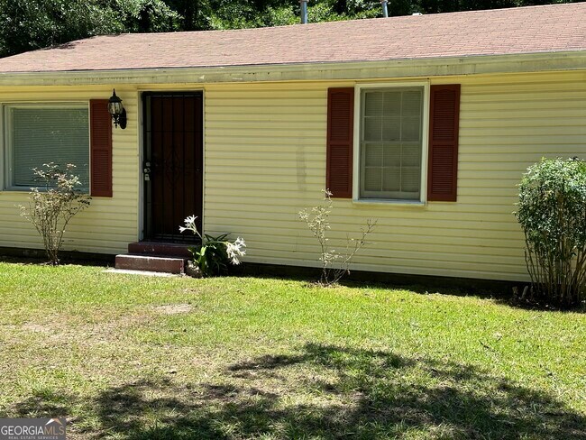 Building Photo - 7060 Connell Rd