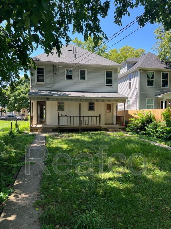 Foto del edificio - 76 Hayden Ave