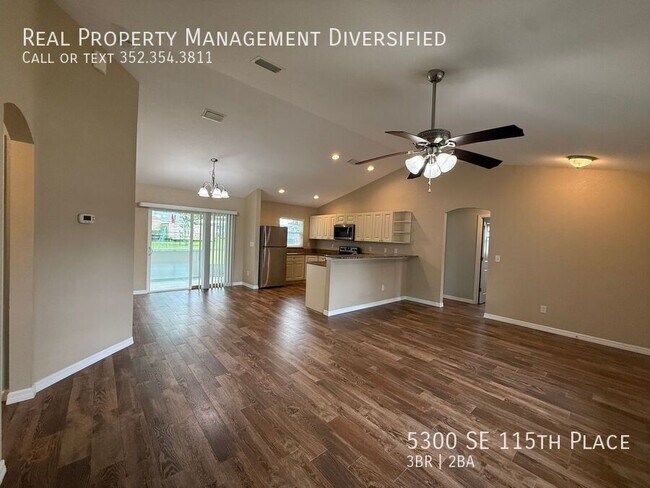 Building Photo - 5300 SE 115th Pl