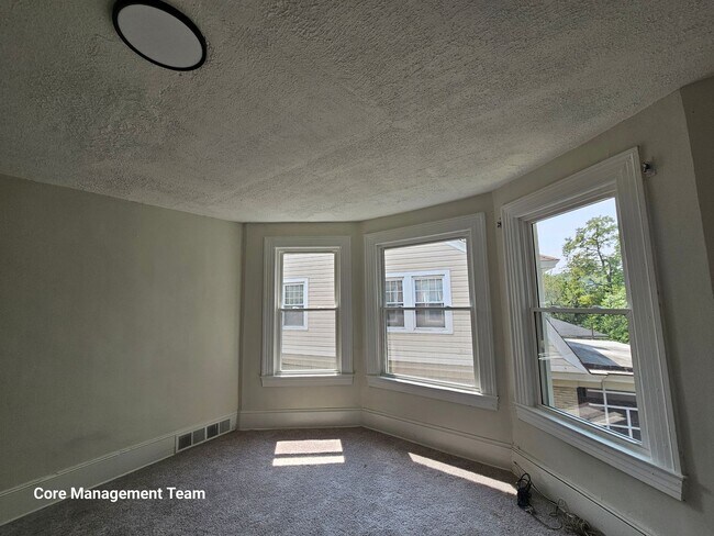 Foto del edificio - 3165 Ashlyn St
