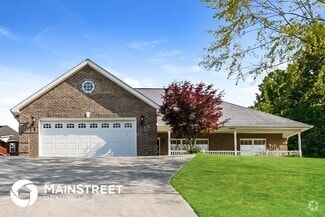 Building Photo - 335 Flora Dr
