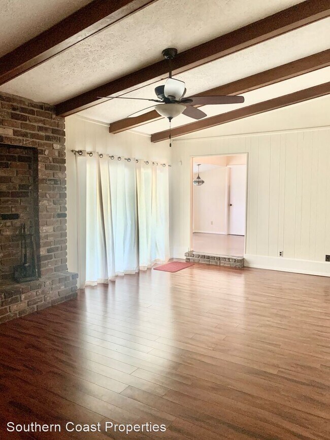 Foto del edificio - 3 br, 2 bath House - 408 N Main Street