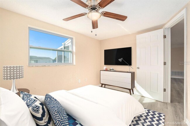 Foto del edificio - 7321 Parrot Dr