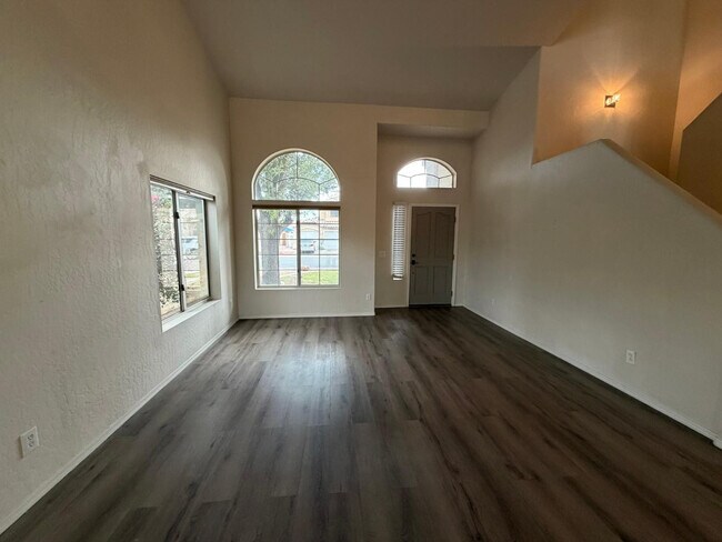 Foto del edificio - 902 S Surfside Dr