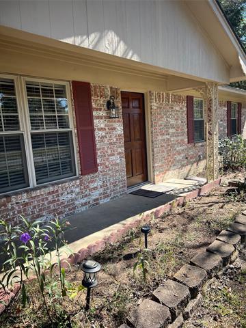 Building Photo - 2935 40th St SE