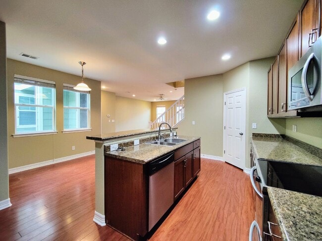 Building Photo - 9007 Apache Plume Dr