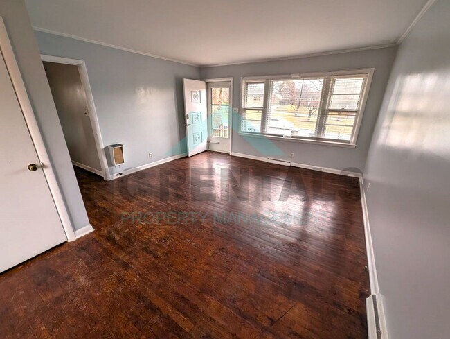 Foto del edificio - RENT READY: Beautiful home with 3 bedrooms...