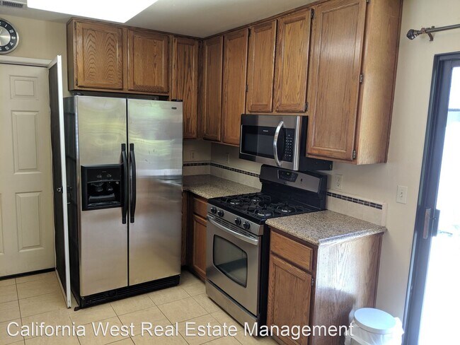 Foto del edificio - 2 br, 2 bath House - 810 Alyssum Street