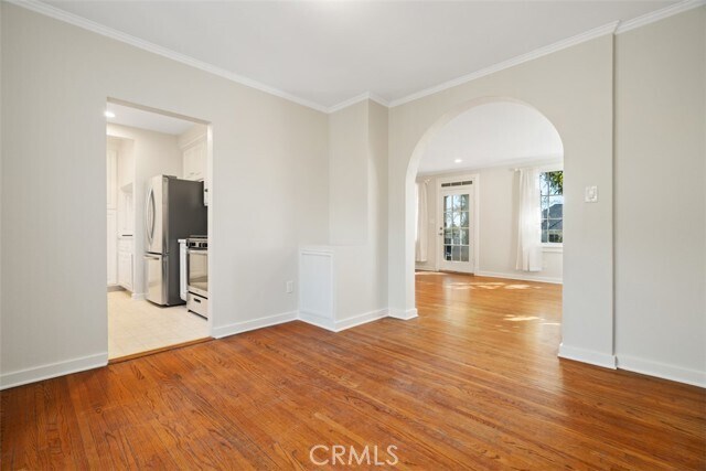 Foto del edificio - 221 E Grand View Ave