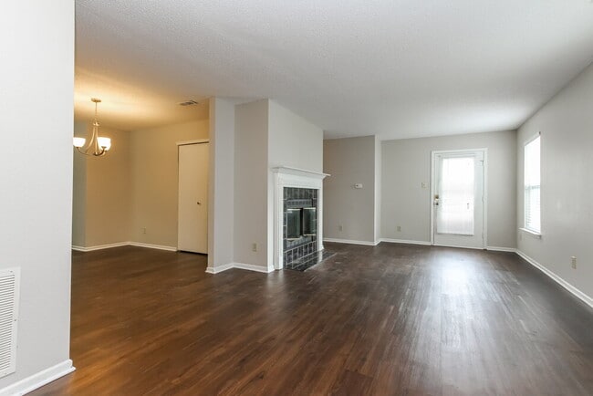 Building Photo - 3015 Redland Ln