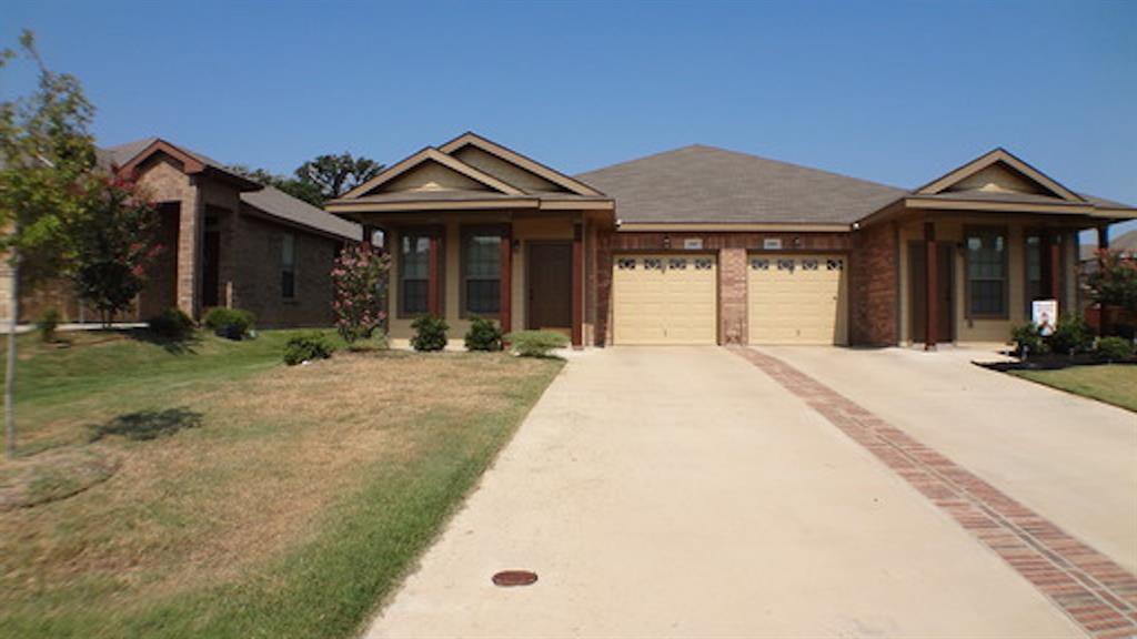 2307 Wood River Pkwy, Mansfield, TX 76063 Townhome Rentals in
