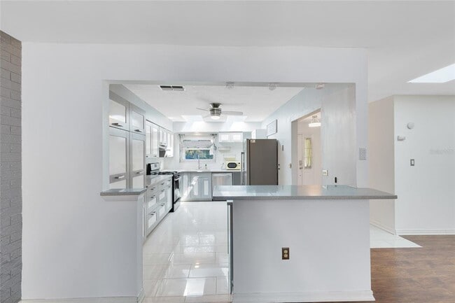 Foto del edificio - 4834 Gamling Ln
