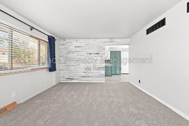 Foto del edificio - 852 S Quail Way