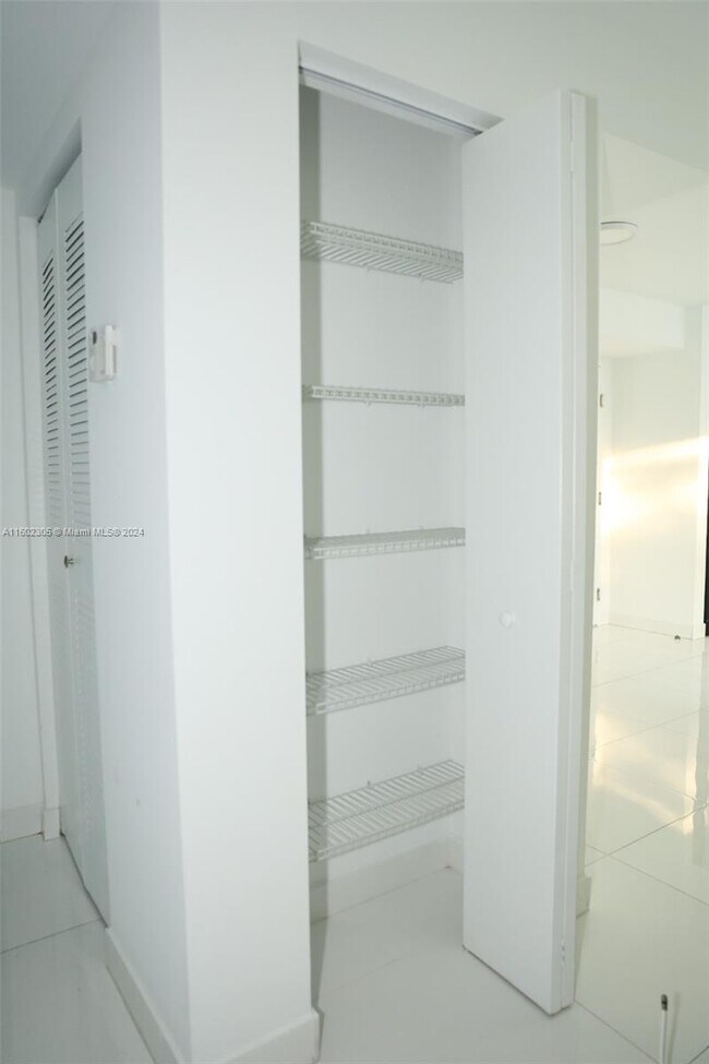 Foto del edificio - 2651 NE 212th Terrace