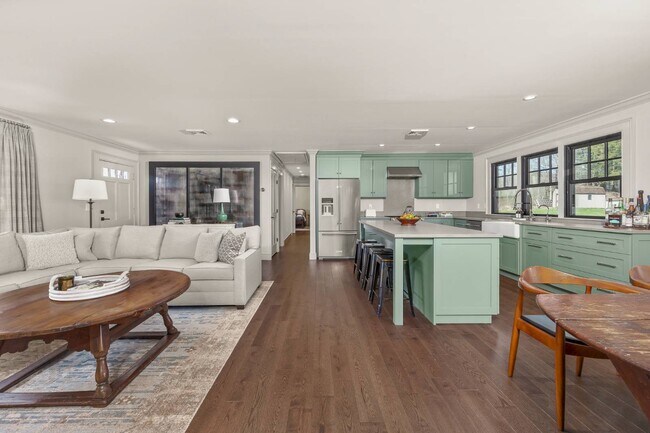 Foto del edificio - 1487 Hollow Rd