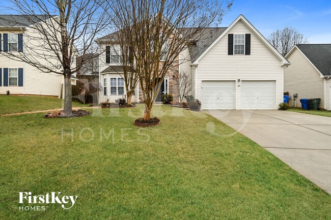 Building Photo - 128 Madelia Pl