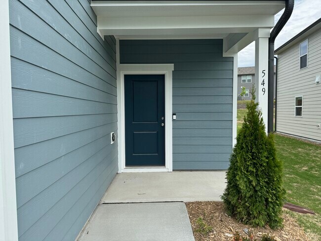 Building Photo - 549 Campbell Ridge Pl