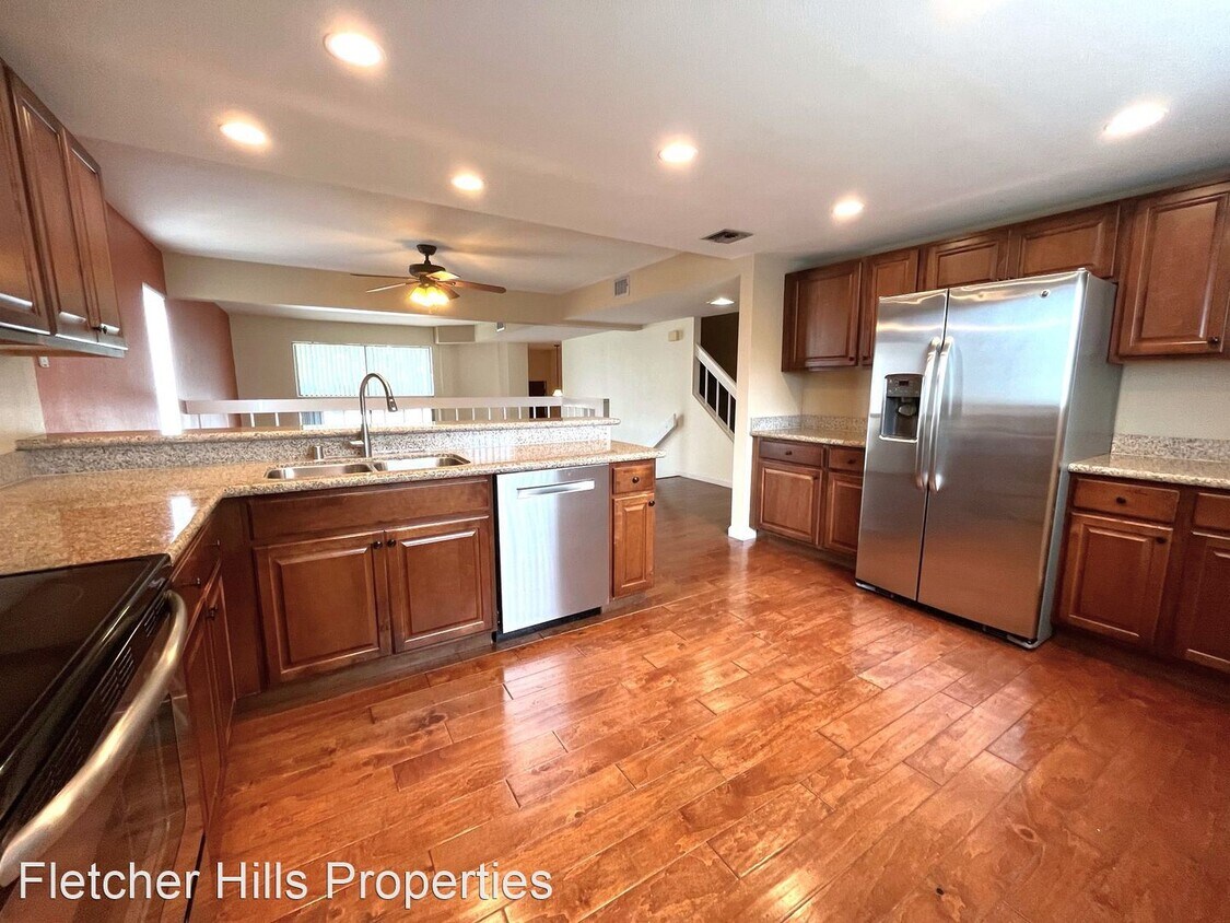 Primary Photo - 2 br, 2.5 bath House - 7252 Caminito Carlotta