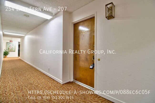 Building Photo - 254 E Fern Ave