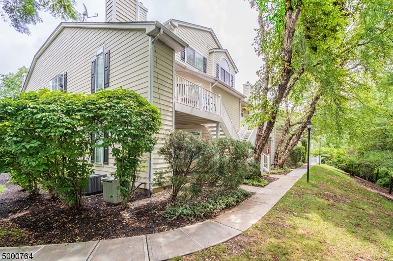 7 Wescott Rd, Bedminster, NJ 07921 Condo for Rent in Bedminster, NJ