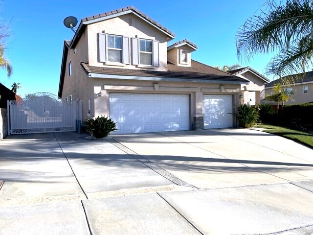 Building Photo - 35574 Crest Meadow Dr