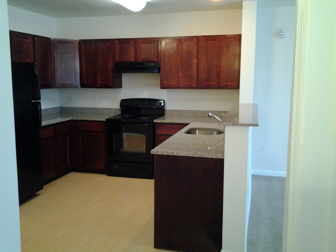 Foto principal - 2217 Ellsworth Boulevard