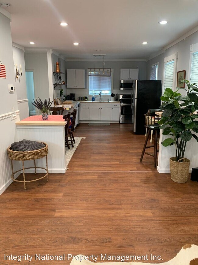 Foto del edificio - 3 br, 1.5 bath House - 130 Oneil St,