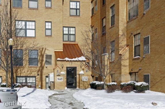Primary Photo - 3 bedroom in Detroit MI 48213