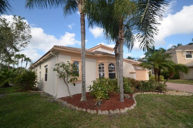 Building Photo - 7421 Water Dance Way