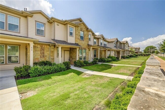 Foto del edificio - 413 N Heatherwilde Blvd