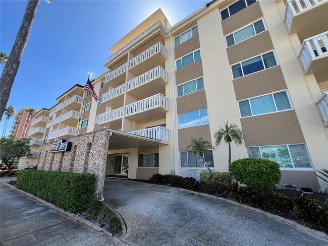 Foto del edificio - 1200 N Shore Dr NE