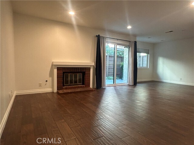 Foto del edificio - 1170 Strawberry Ln