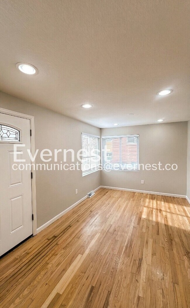 Foto del edificio - 4185 S Inca St